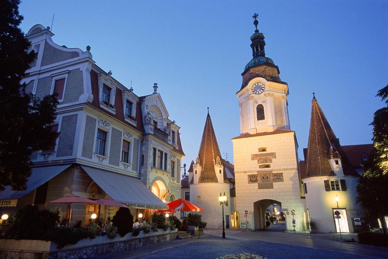 Gaestehaus Familie Trachsler Hotel Rohrendorf bei Krems Exterior photo